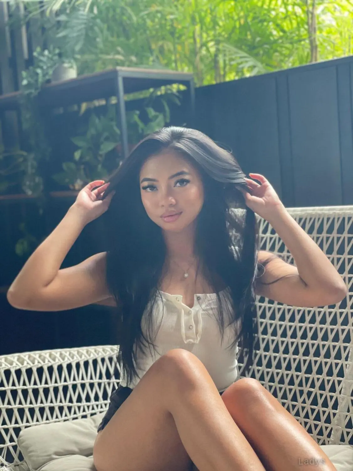Cecilia (23) – Call Girl & Independent Escort Service in Padang - Gallery Photo 6