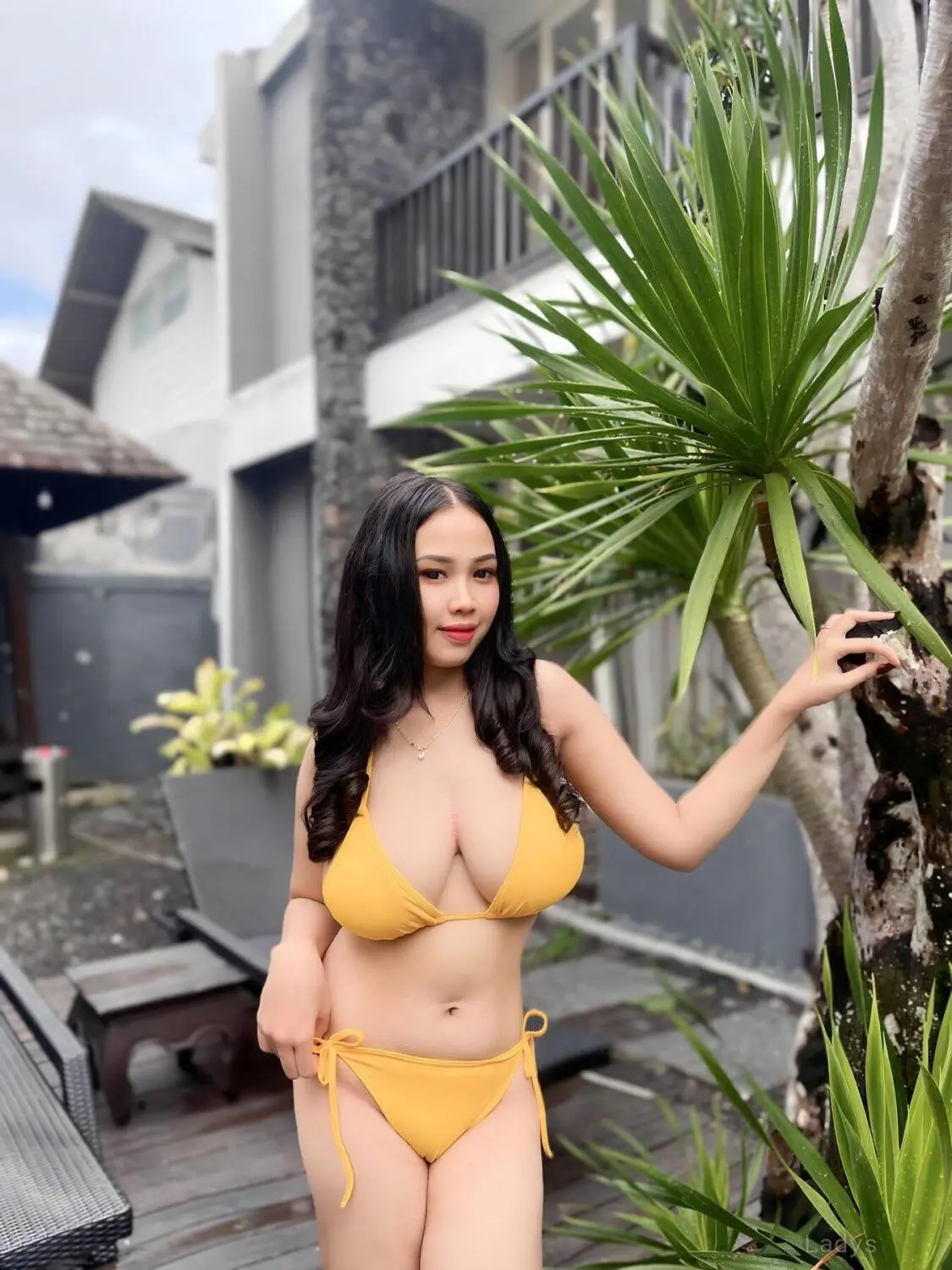 Melissa (20) – Call Girl & Independent Escort Service in Palembang - Gallery Photo 2