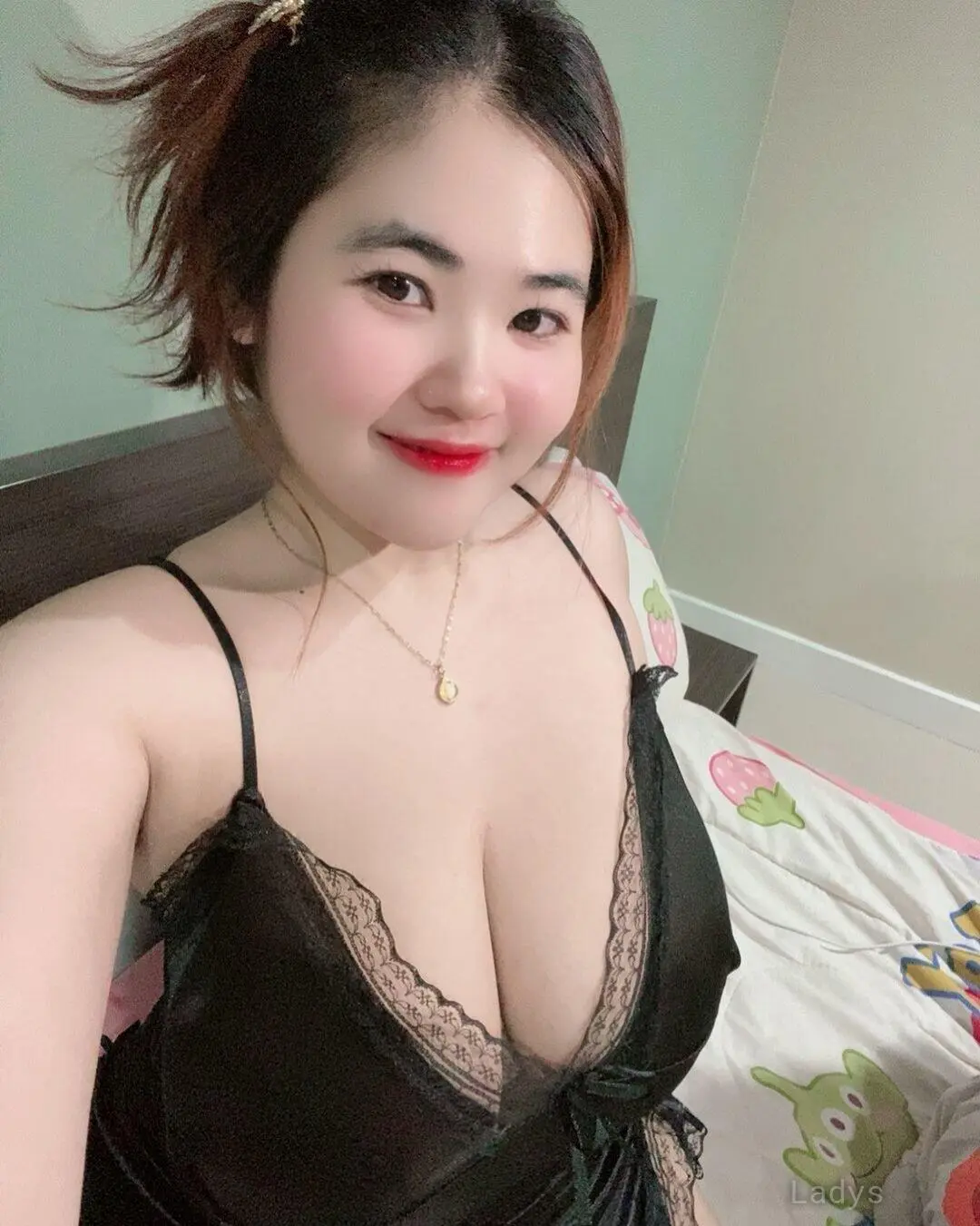 Fenny (21) – Call Girl & Independent Escort Service in Palembang - Gallery Photo 4