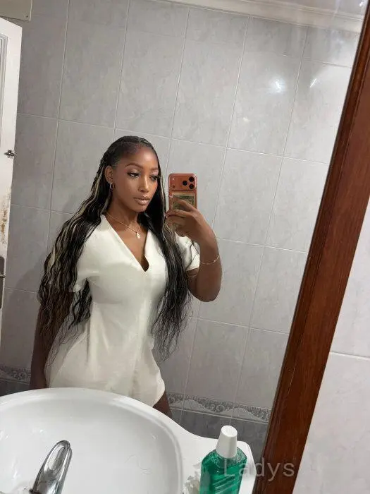 Zoe (23) – Call Girl & Independent Escort Service in Palma - Gallery Photo 4