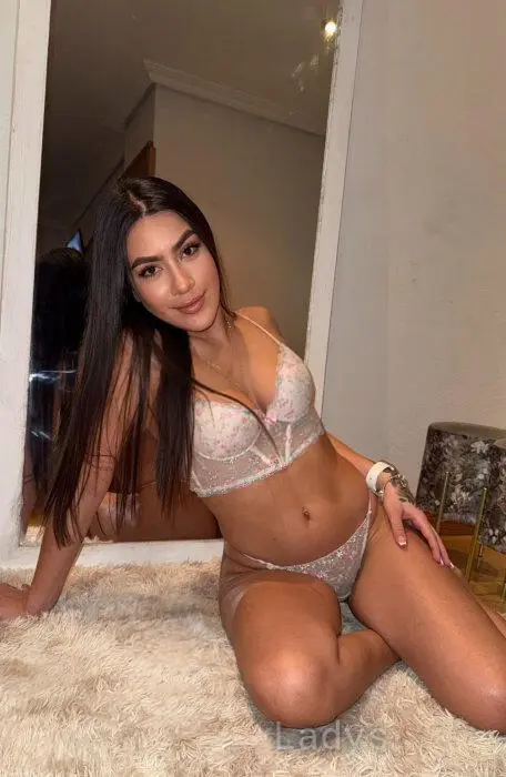 Natalia (25) – Call Girl & Independent Escort Service in Palma - Gallery Photo 2
