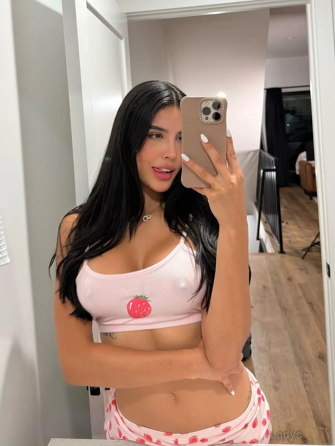 Gloria (27) – Call Girl & Independent Escort Service in Palma - Gallery Photo 3