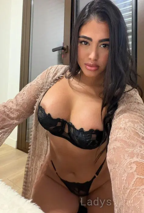 Eva (18) – Call Girl & Independent Escort Service in Palma - Gallery Photo 5