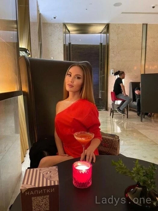 Karina (27) – Call Girl & Independent Escort Service in Pančevo - Gallery Photo 5