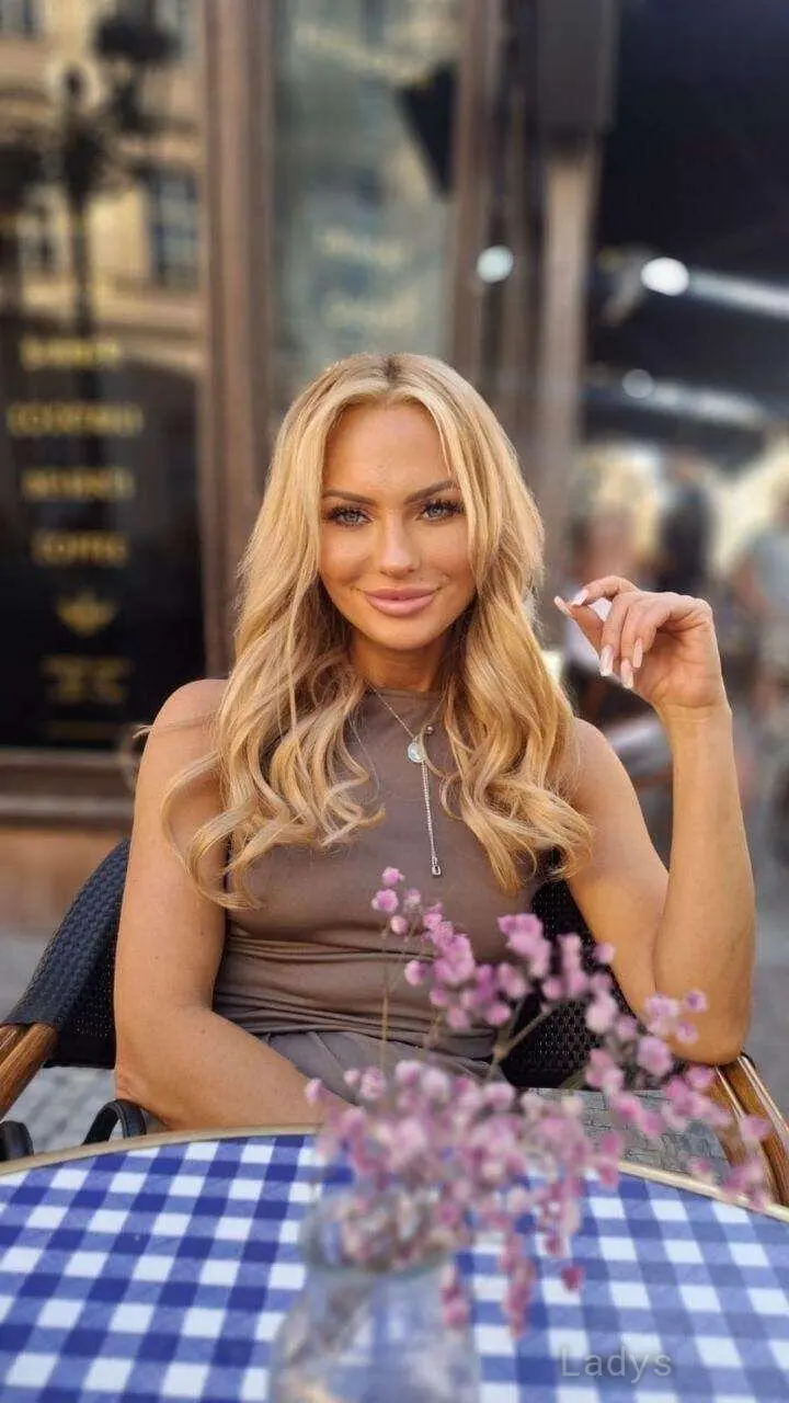 Alena (33) – Call Girl & Independent Escort Service in Panevėžys - Gallery Photo 2