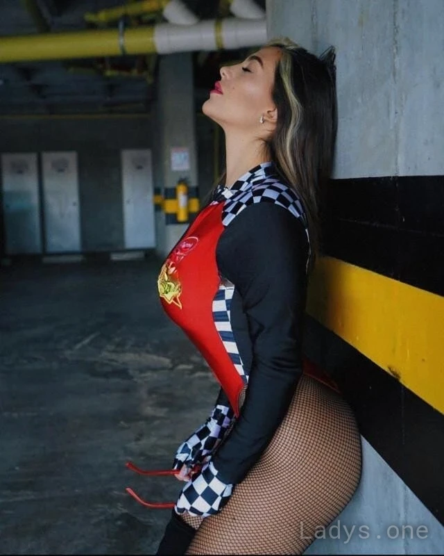 Cristhina (24) – Call Girl & Independent Escort Service in Pantin - Gallery Photo 2