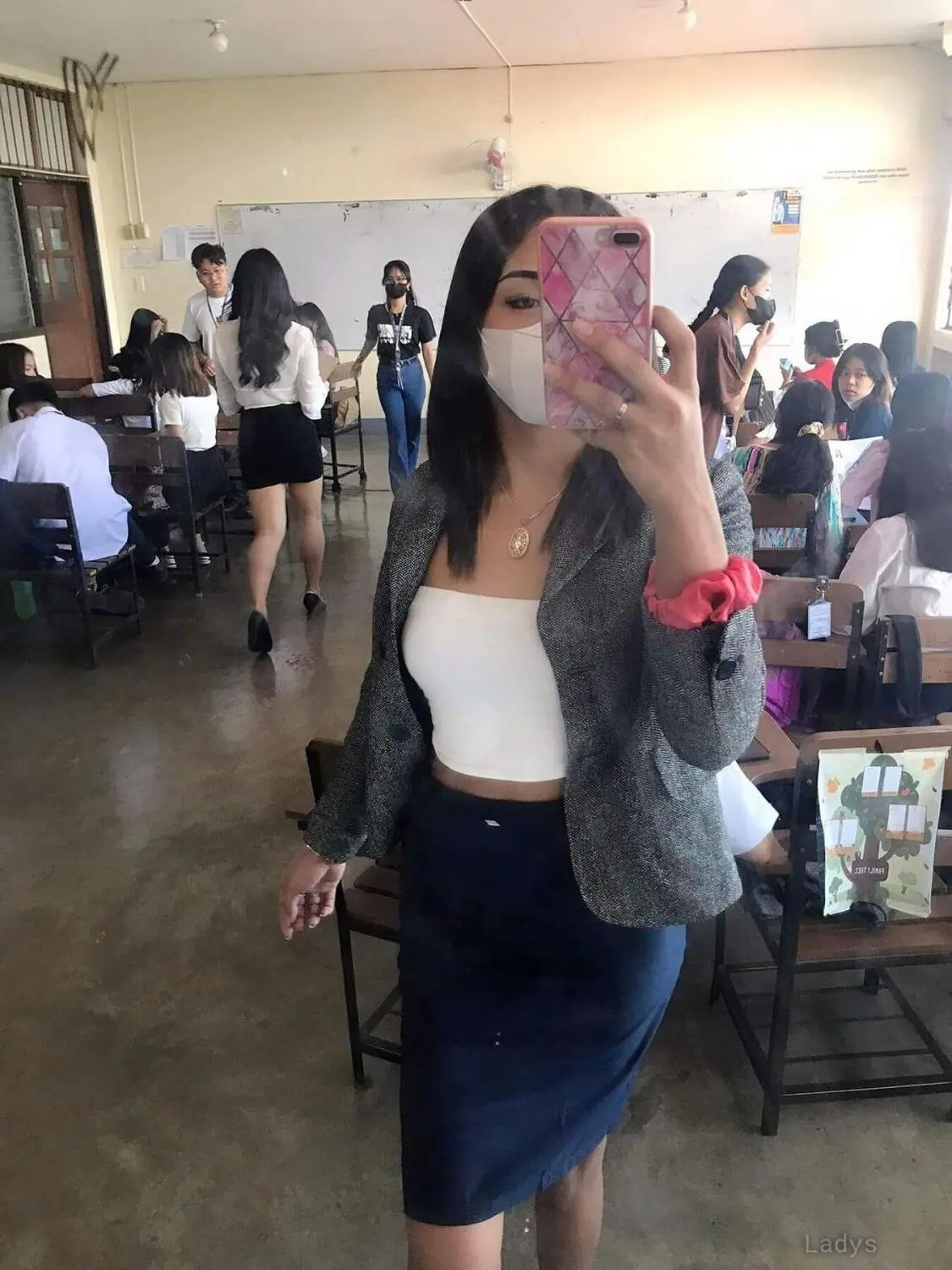 Kim (19) – Call Girl & Independent Escort Service in Paranaque City - Gallery Photo 5