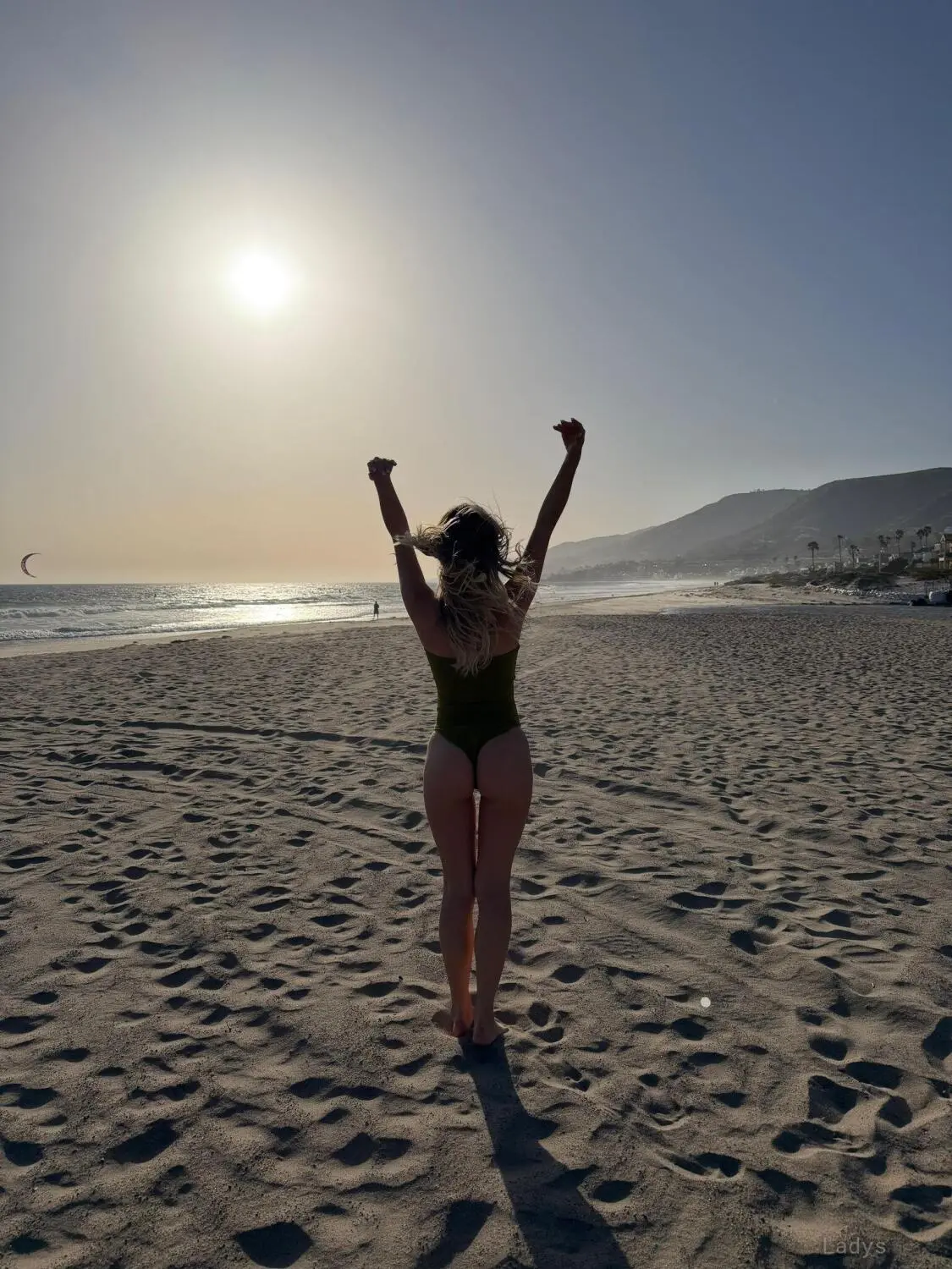 Virtual – Verified Escort in Paris