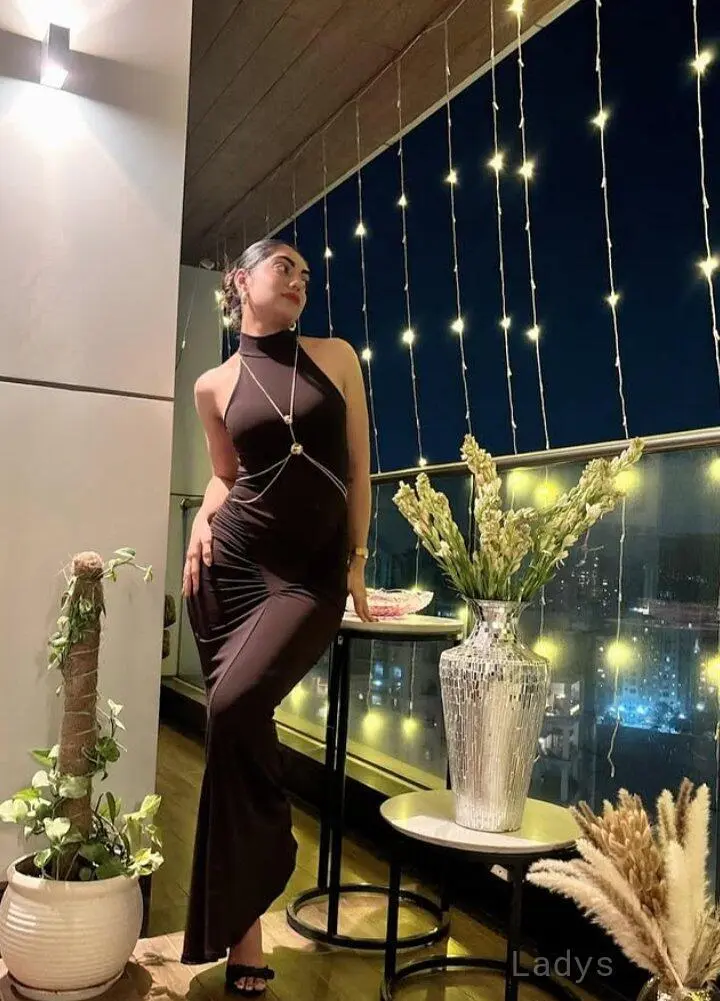 Shejal (24) – Call Girl & Independent Escort Service in Paris - Gallery Photo 5