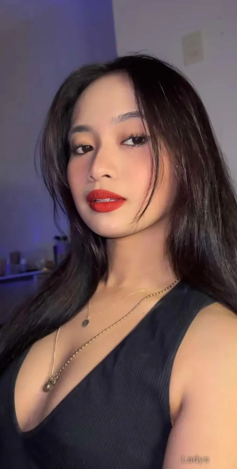 Mia (23) – Call Girl & Independent Escort Service in Pasig City - Gallery Photo 4