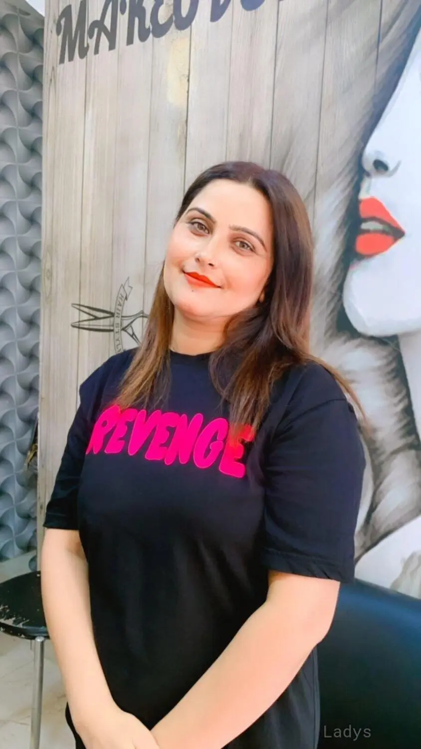Khyati (27) – Call Girl & Independent Escort Service in Patna - Gallery Photo 5
