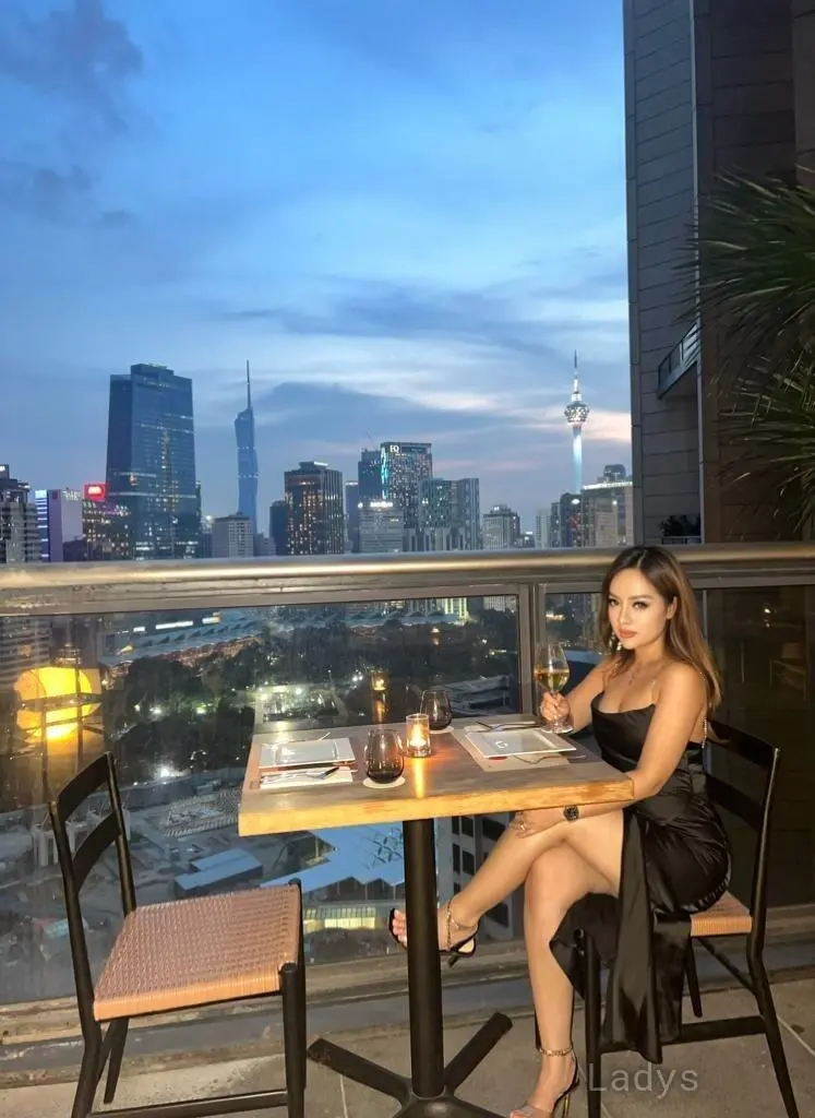 Grace (25) – Call Girl & Independent Escort Service in Pekanbaru - Gallery Photo 4