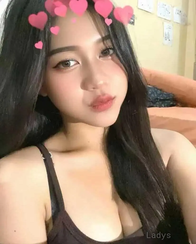 Wynn (19) – Call Girl & Independent Escort Service in Penang - Gallery Photo 2