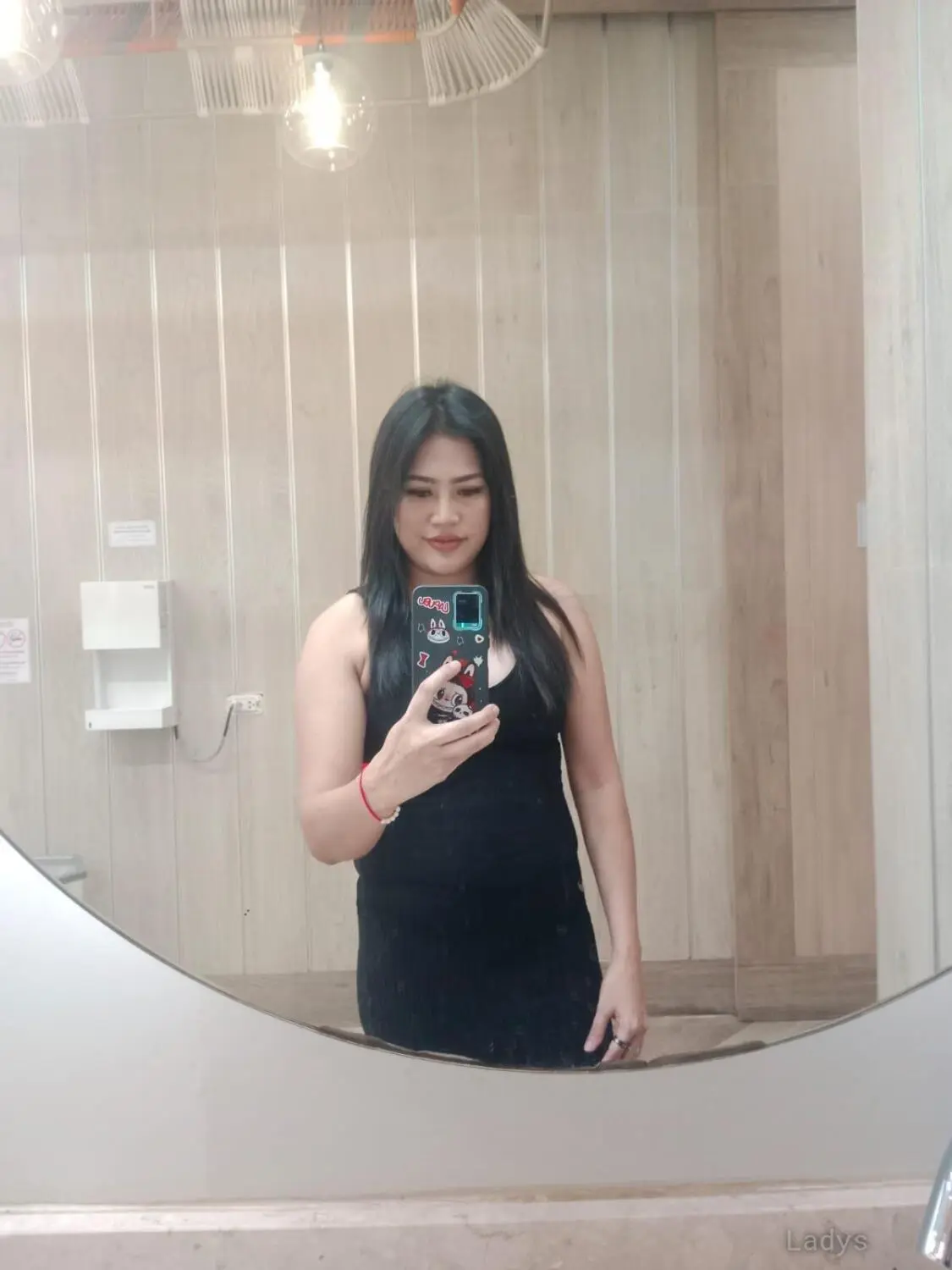 Anna (28) – Call Girl & Independent Escort Service in Penang - Gallery Photo 4