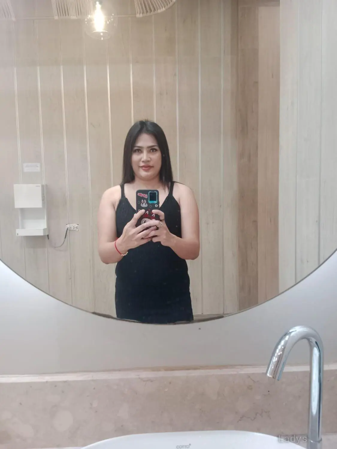 Anna (28) – Call Girl & Independent Escort Service in Penang - Gallery Photo 5