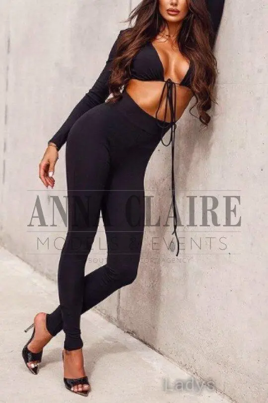 Aurora (26) – Call Girl & Independent Escort Service in Peniche - Gallery Photo 3