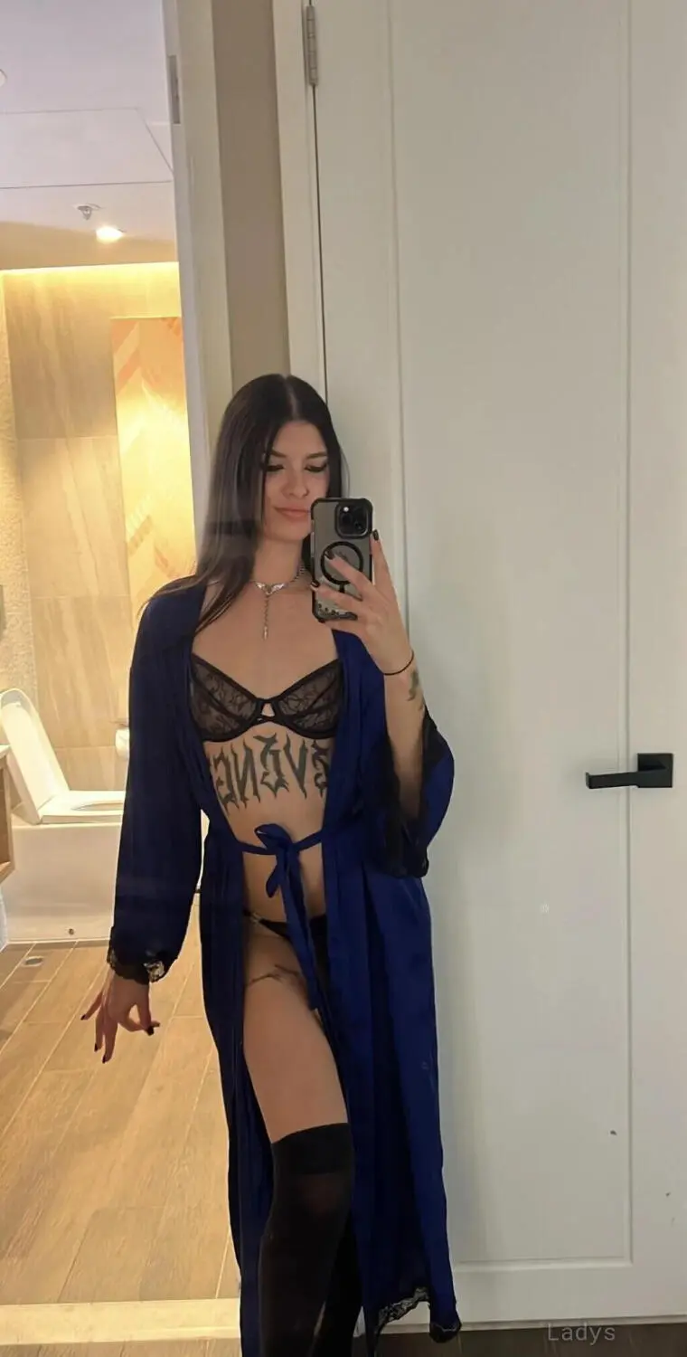 Shiloh Wulf (20) – Call Girl & Independent Escort Service in Perth - Gallery Photo 4
