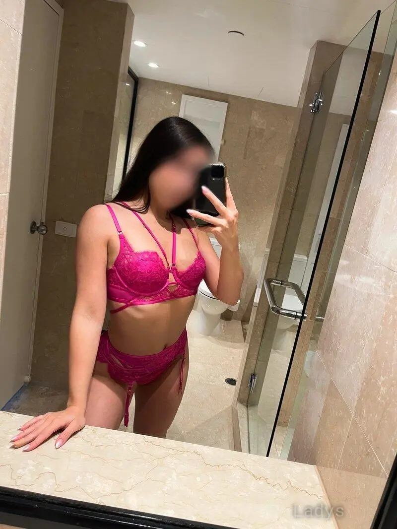 Natalia (23) – Call Girl & Independent Escort Service in Perth - Gallery Photo 8