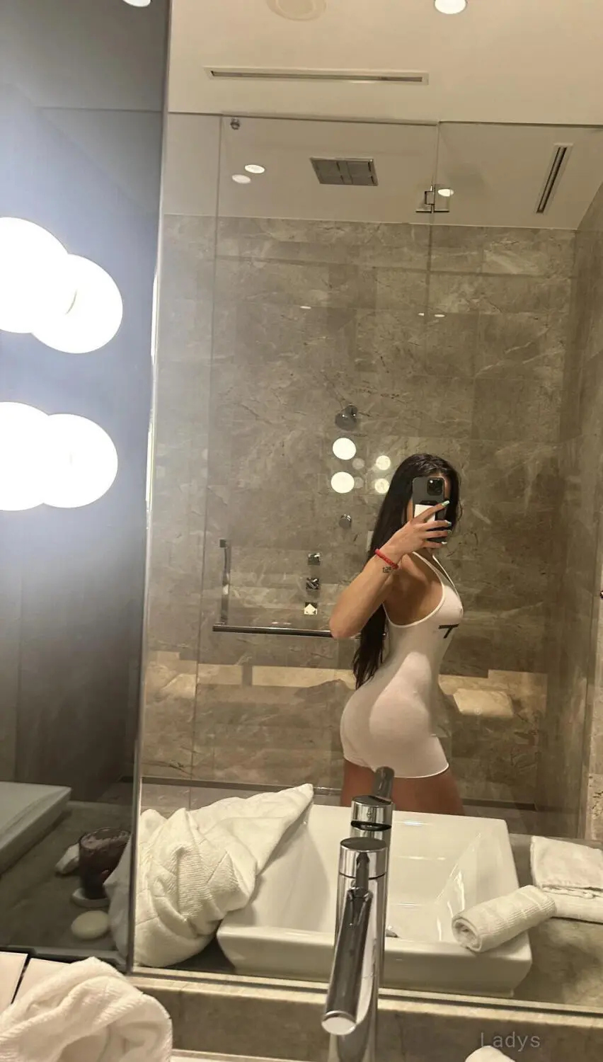 Chantel Collins (23) – Call Girl & Independent Escort Service in Perth - Gallery Photo 2