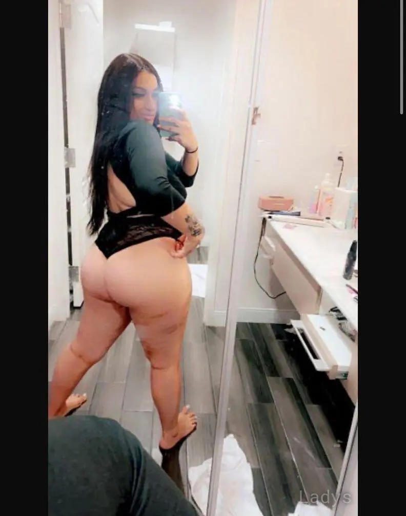 Camila (31) – Call Girl & Independent Escort Service in Phoenix - Gallery Photo 3