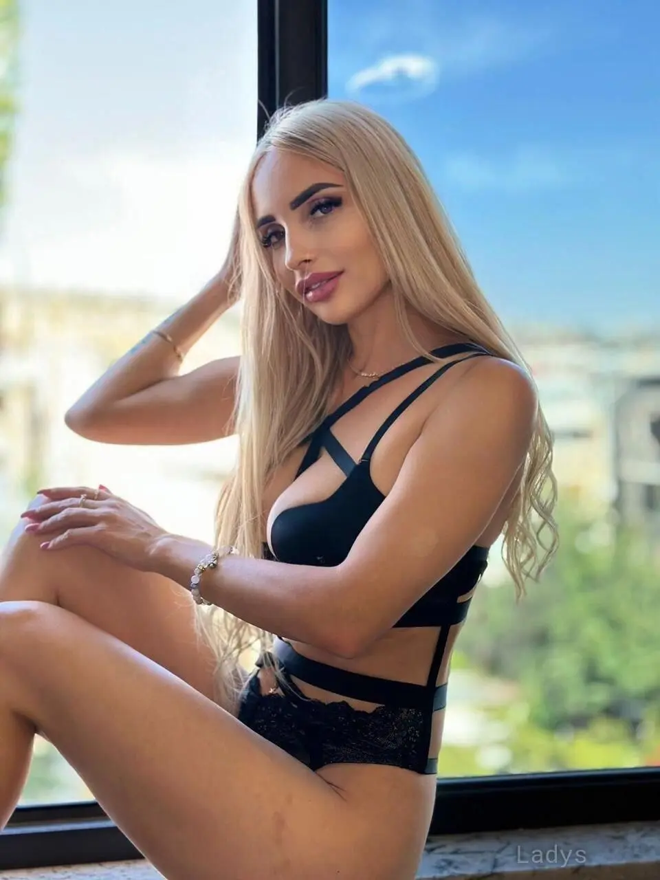 Malina (24) – Call Girl & Independent Escort Service in Phu Quoc - Gallery Photo 3