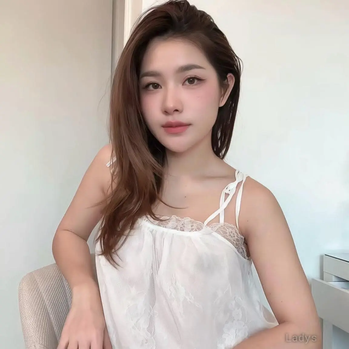 Maya (22) – Call Girl & Independent Escort Service in Phuket - Gallery Photo 2