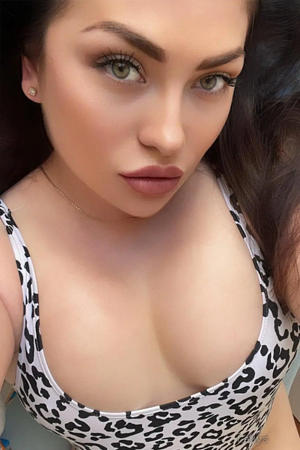 Curvy (26) – Call Girl & Independent Escort Service in Phuket - Gallery Photo 7
