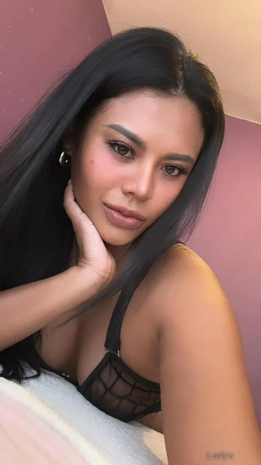 Sonya (33) – Call Girl & Independent Escort Service in Phuket - Gallery Photo 2