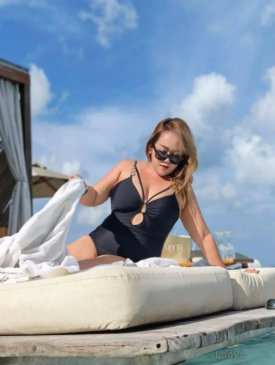 Pim (36) – Call Girl & Independent Escort Service in Phuket - Gallery Photo 5