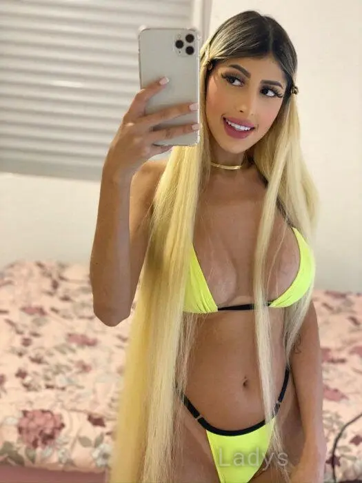 Maria (20) – Call Girl & Independent Escort Service in Phuket - Gallery Photo 3