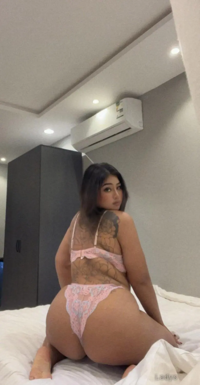 Nora (20) – Call Girl & Independent Escort Service in Phuket - Gallery Photo 6