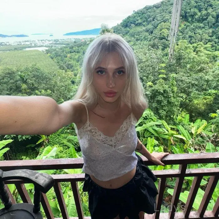 Mia (19) – Call Girl & Independent Escort Service in Phuket - Gallery Photo 3