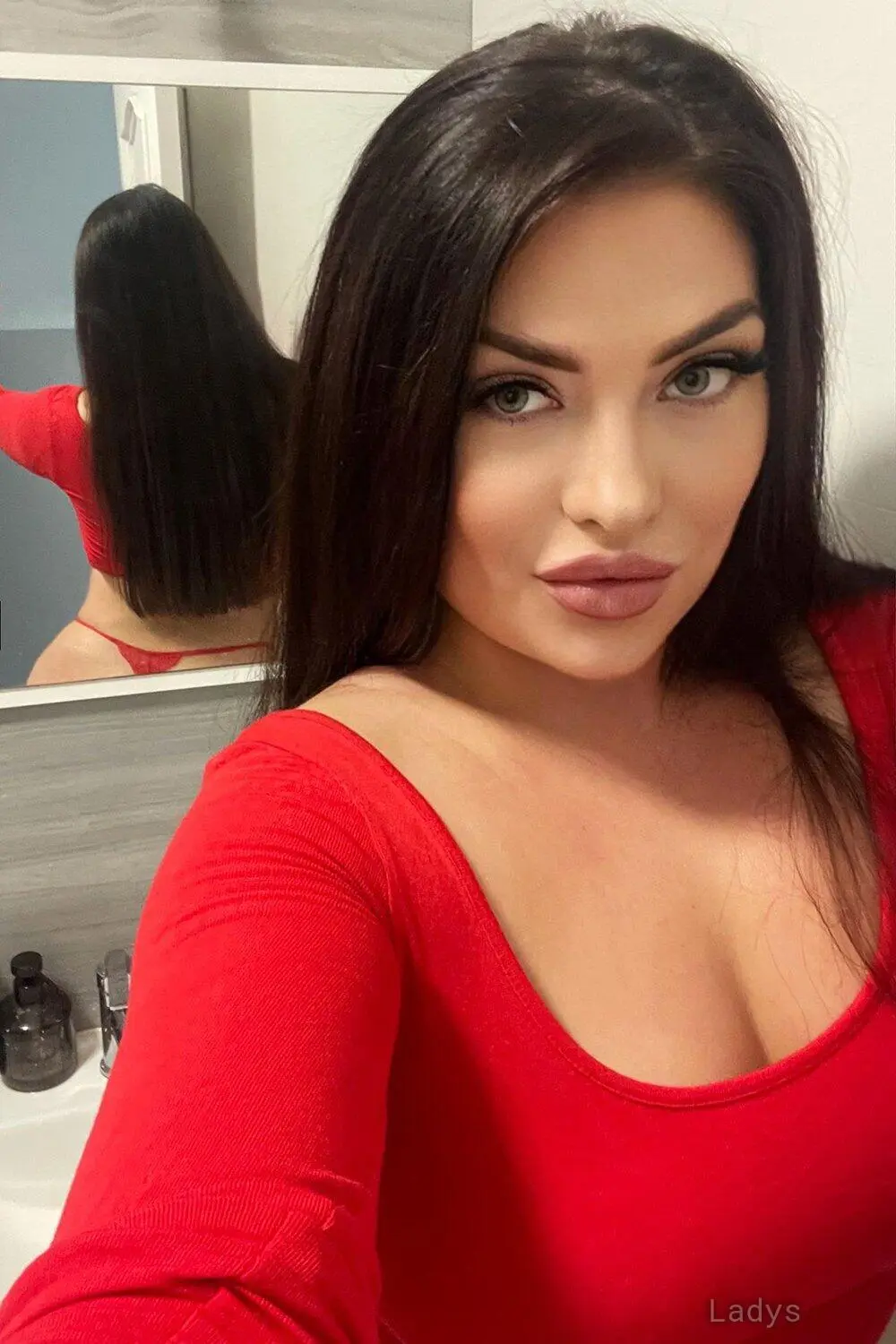 Curvy (26) – Call Girl & Independent Escort Service in Phuket - Gallery Photo 4
