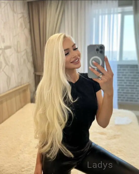 Melisa (24) – Call Girl & Independent Escort Service in Piraeus - Gallery Photo 4