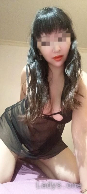 Lolita (25) – Call Girl & Independent Escort Service in Poissy - Gallery Photo 5