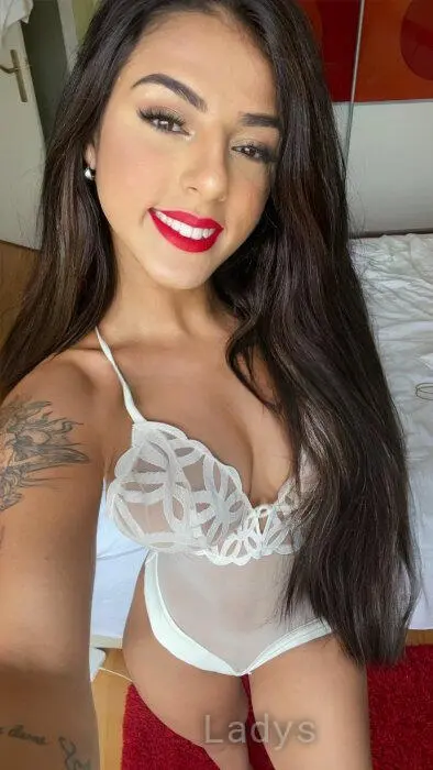 Alice Duarte (24) – Call Girl & Independent Escort Service in Porec - Gallery Photo 5