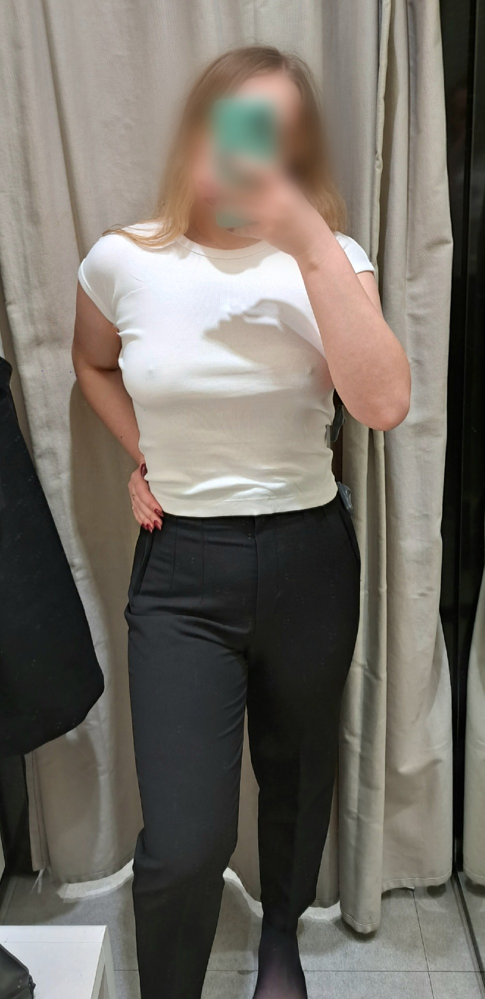 Cate (18) – Call Girl & Independent Escort Service in Prague - Gallery Photo 4