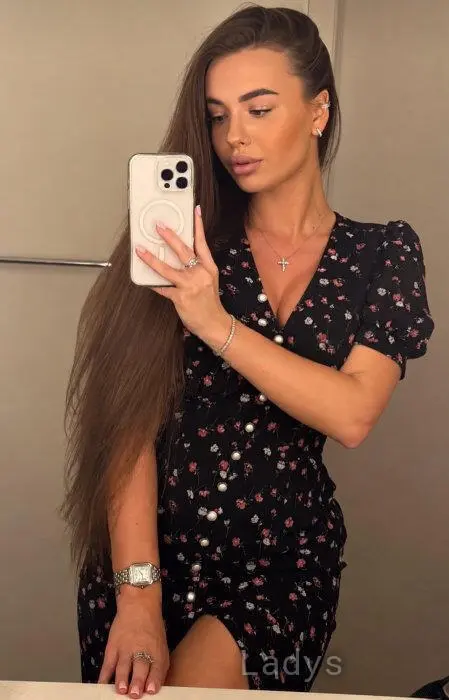 Rory (29) – Call Girl & Independent Escort Service in Prague - Gallery Photo 4