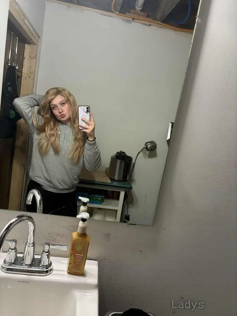 Alyssa (26) – Call Girl & Independent Escort Service in Providence - Gallery Photo 4