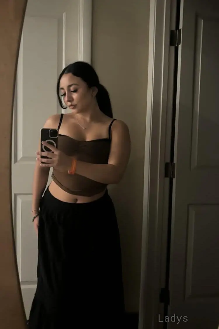 Ann Murphy (26) – Call Girl & Independent Escort Service in Provo - Gallery Photo 3