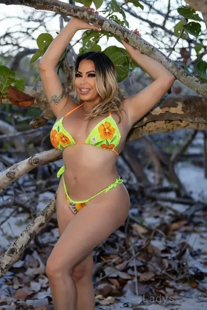 Julianna Vega (30) – Call Girl & Independent Escort Service in Provo - Gallery Photo 5