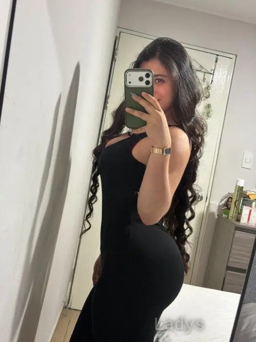 Alessia (23) – Call Girl & Independent Escort Service in Pula - Gallery Photo 3