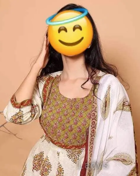 Aavani (22) – Call Girl & Independent Escort Service in Pune - Gallery Photo 2