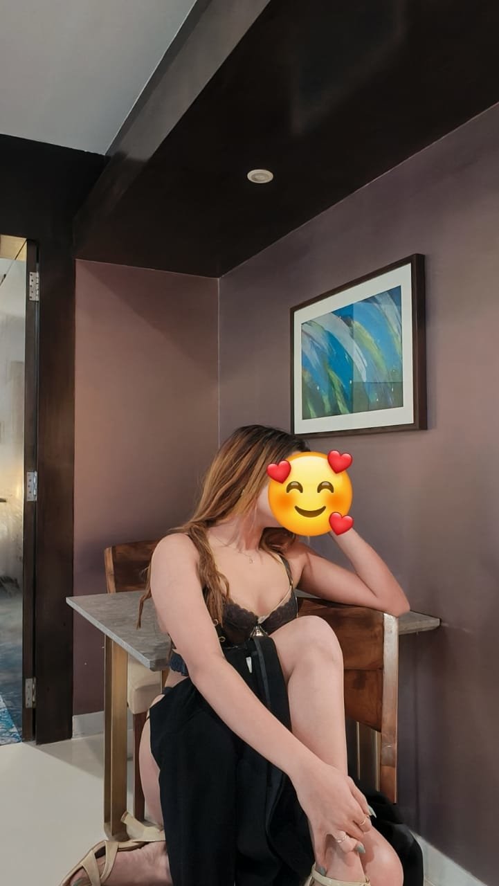Aarvi (23) – Call Girl & Independent Escort Service in Pune - Gallery Photo 4