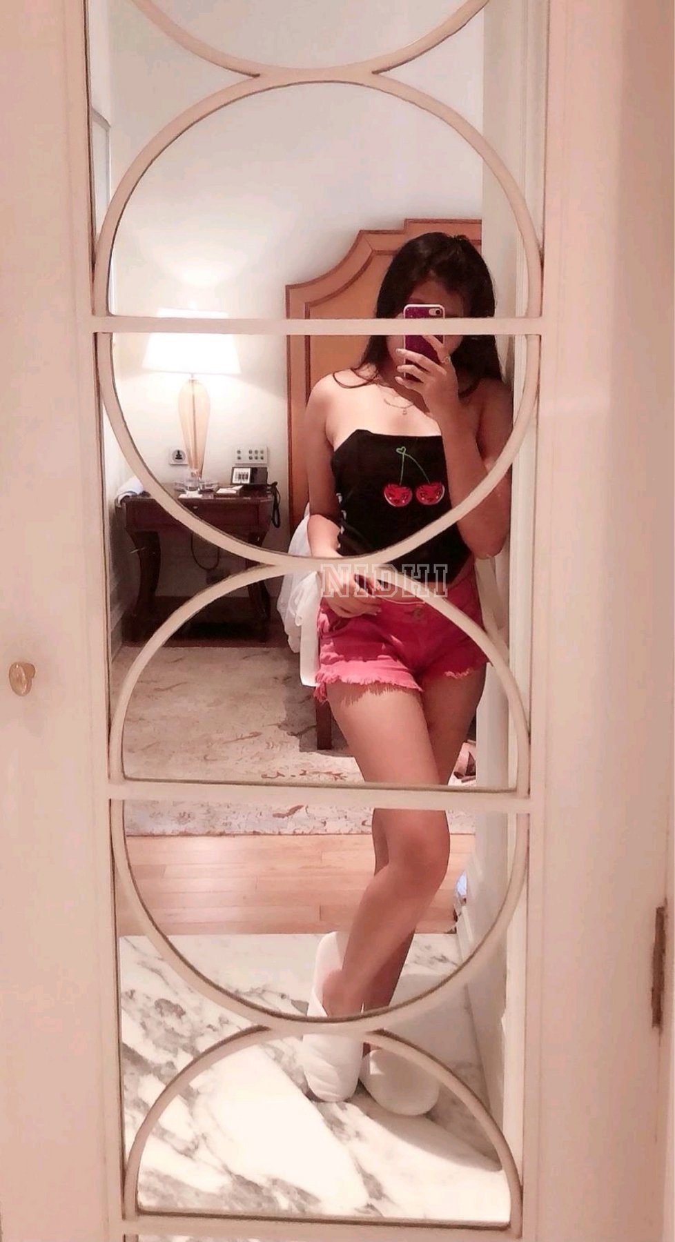 Nidhi (24) – Call Girl & Independent Escort Service in Pune - Gallery Photo 4