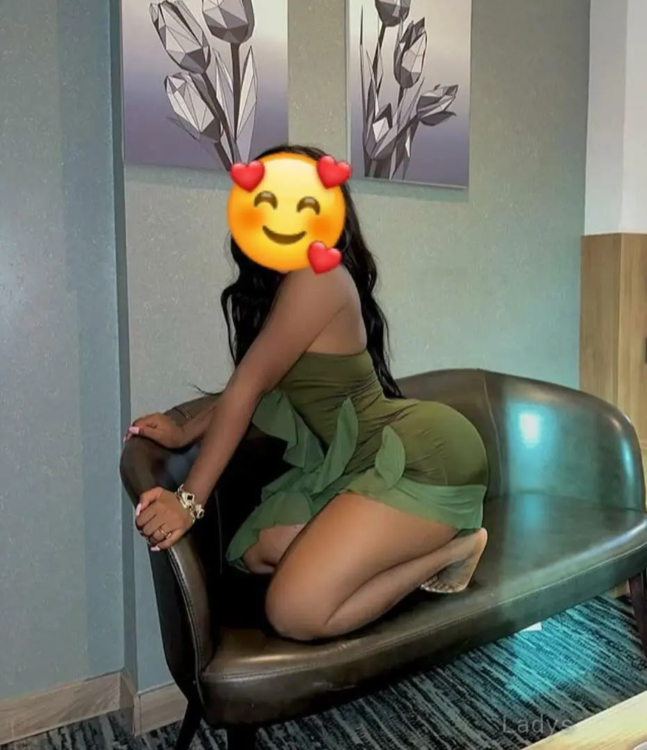 Nicole (23) – Call Girl & Independent Escort Service in Puning - Gallery Photo 2