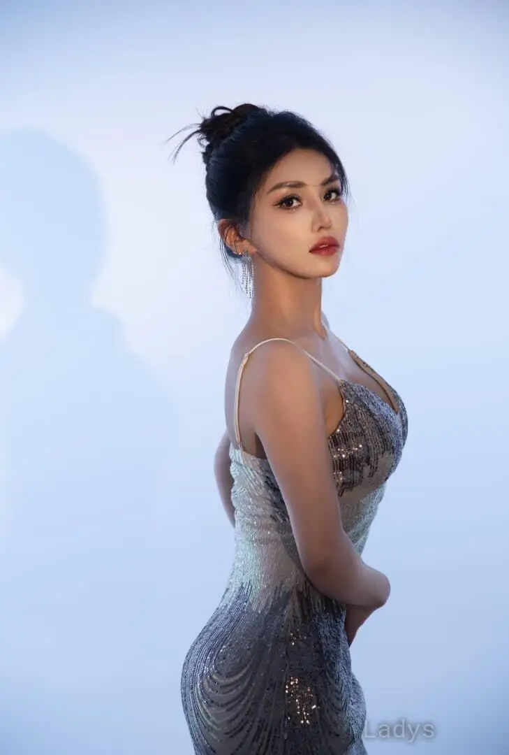 Tyana (25) – Call Girl & Independent Escort Service in Puning - Gallery Photo 4