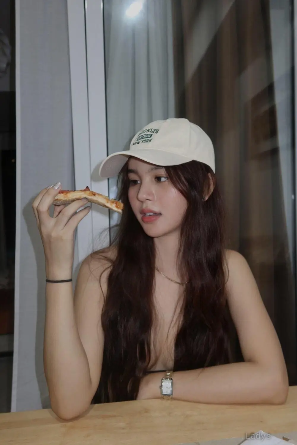Sandra (23) – Call Girl & Independent Escort Service in Busan - Gallery Photo 2