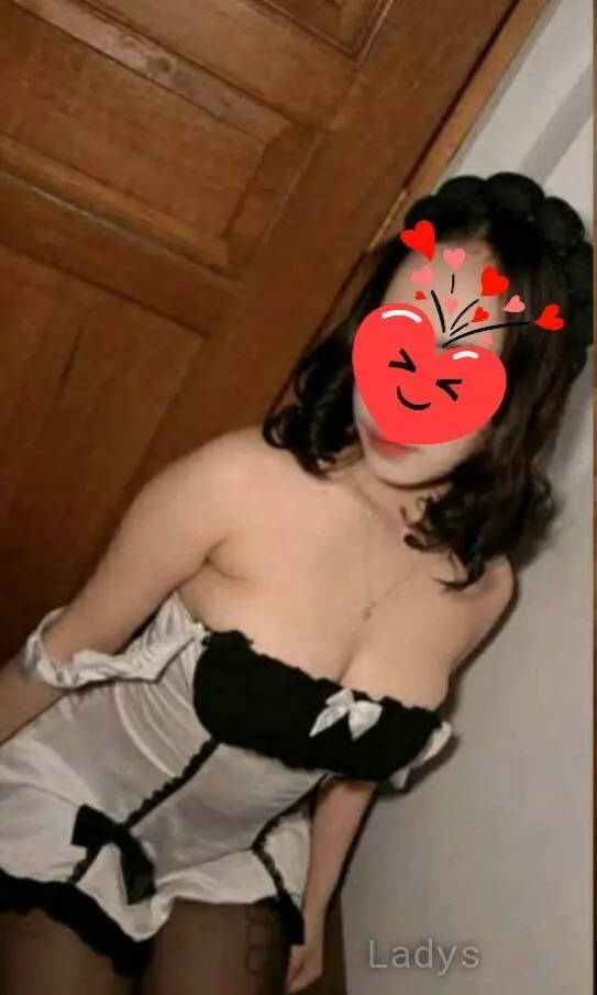 Hook (24) – Call Girl & Independent Escort Service in Busan - Gallery Photo 2
