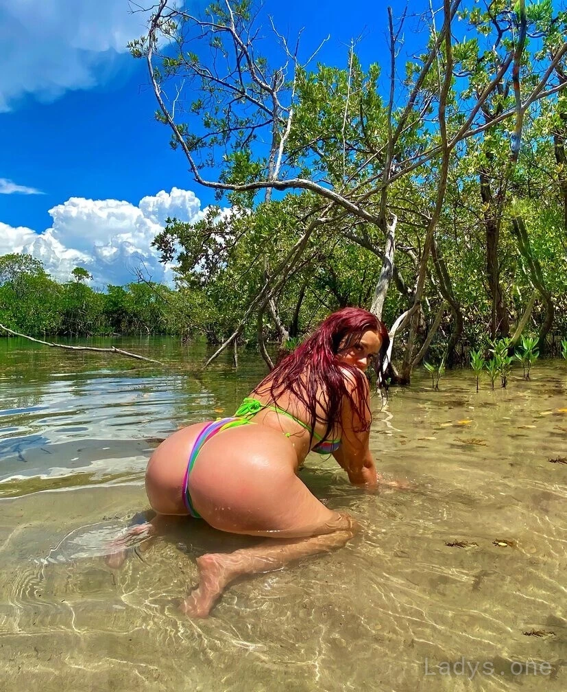 Lexis (22) – Call Girl & Independent Escort Service in Queens - Gallery Photo 5